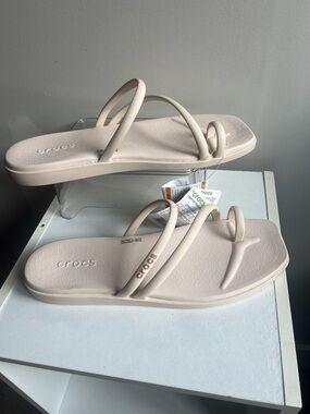 CROCS Women's Neutral Beige Triple-Strap Sandals